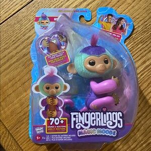 Fingerlings Interactive Toy - Green Head Monkey